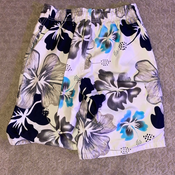 Mens swim trunks - Picture 3 of 3